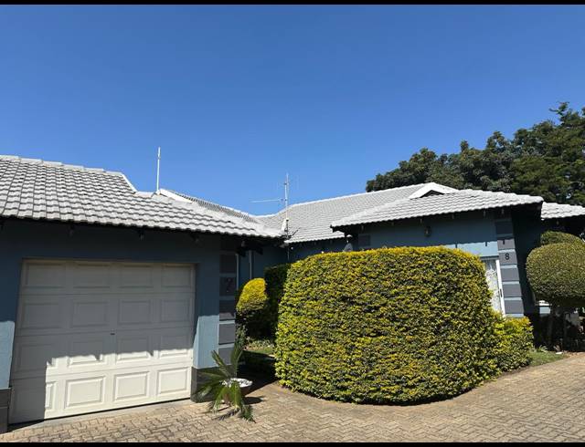 1 BEDROOM TOWNHOUSE FOR SALE IN WATERVAL EAST